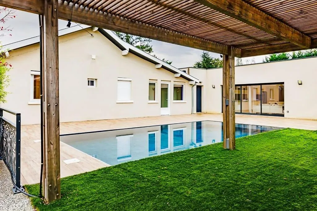 Villa Meyzieu Grand Large
